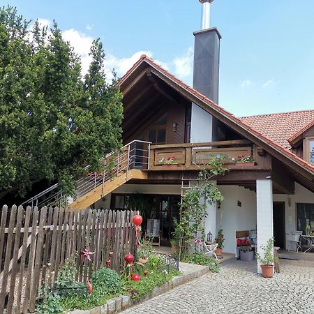 Studio Und Apartment Auf Dem Pferdehof Burgpreppach Exteriör bild