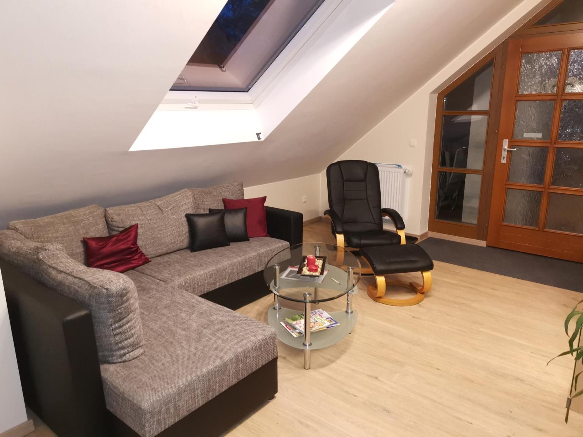 Studio Und Apartment Auf Dem Pferdehof Burgpreppach Exteriör bild
